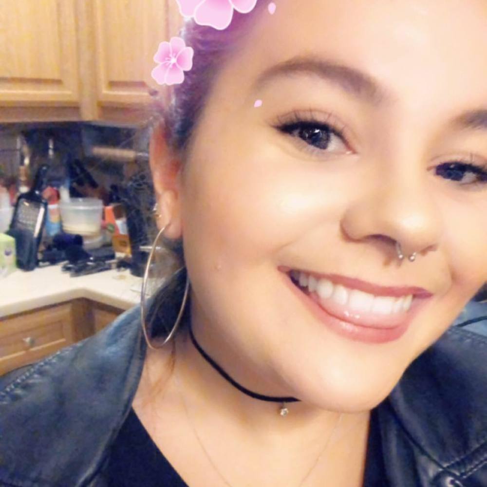 Meet your Posher, Nicole